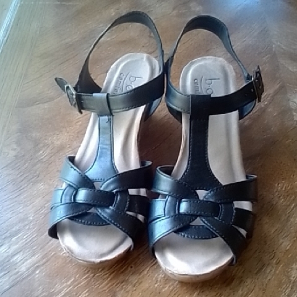 boc Comfort Black Strappy Wedge Sandals!!!